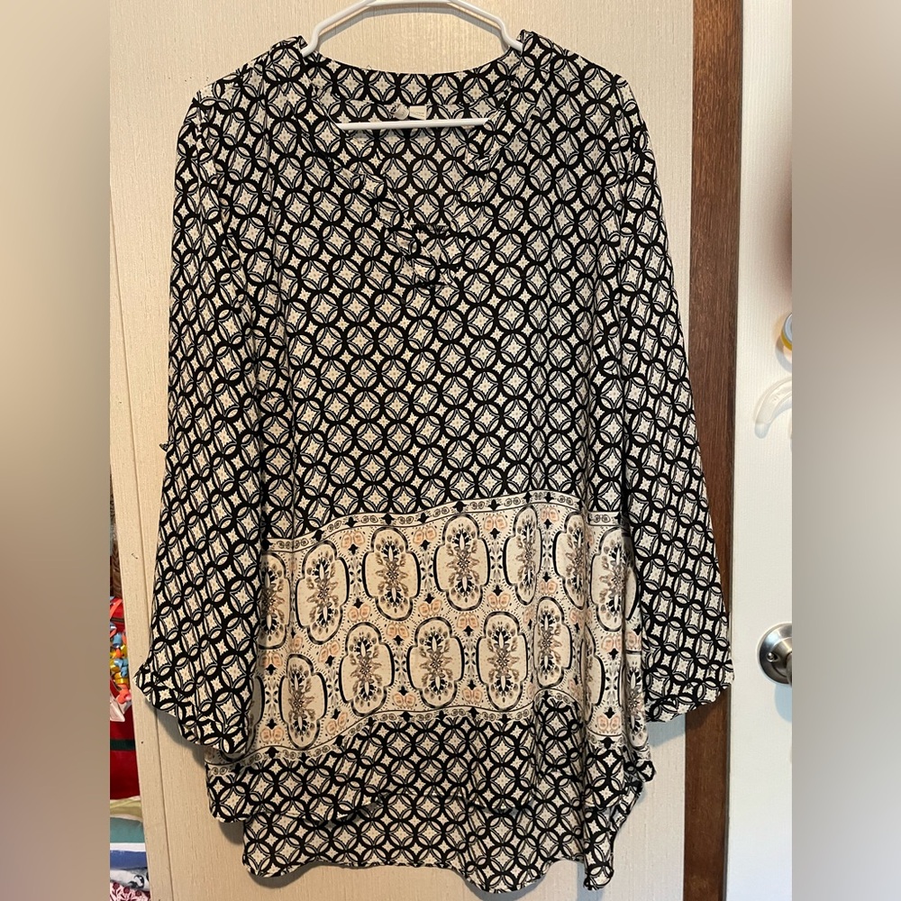 Cato Black and Cream Geometric Women's Tunic